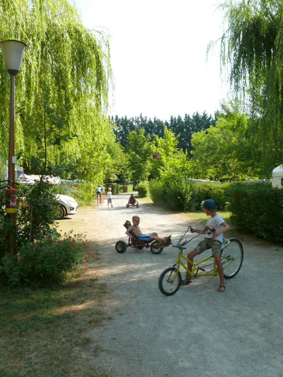les-falquets-charmes-sur-l-herbasse-drome-vjyzl