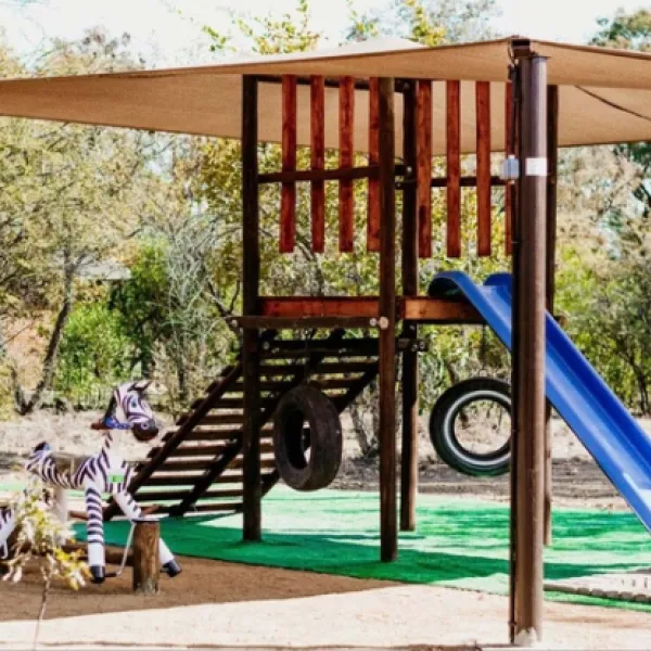 bushbabies-camp-hammanskraal-dinokeng-pfhg3