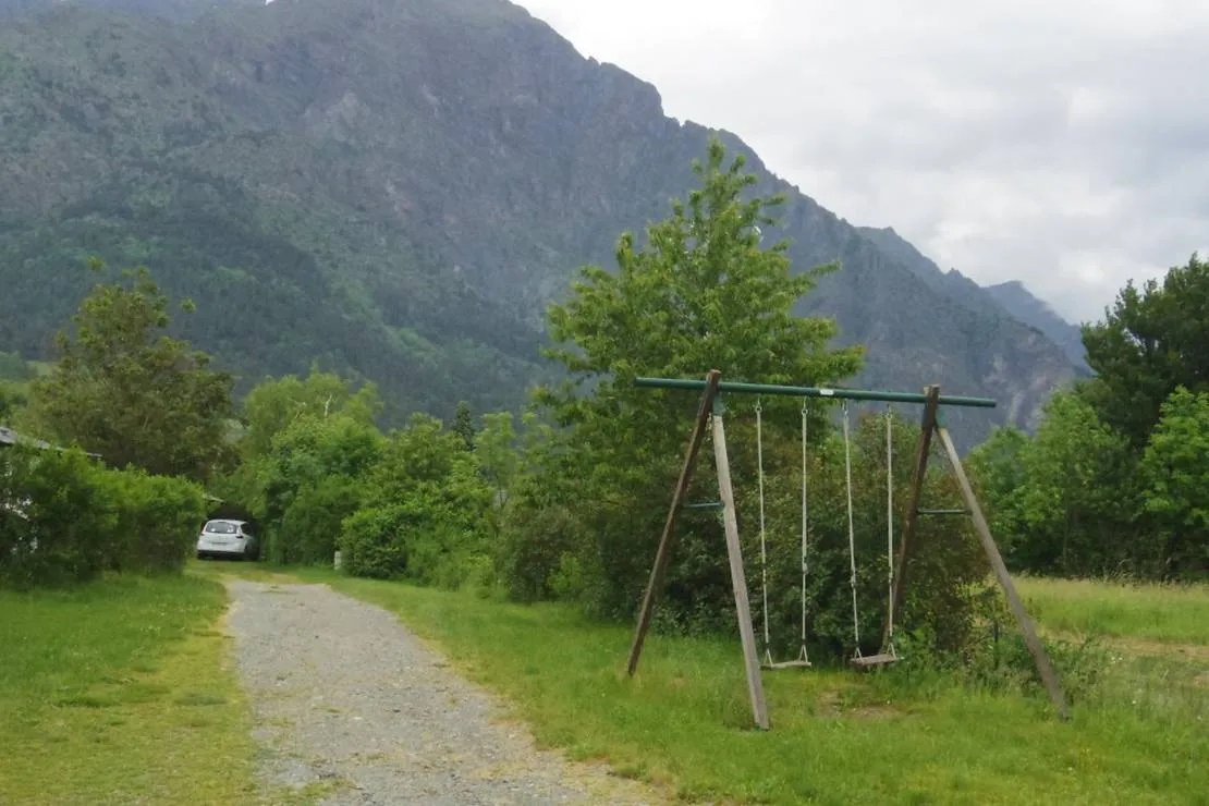 camping-le-serre-la-motte-en-champsaur-lcrpl