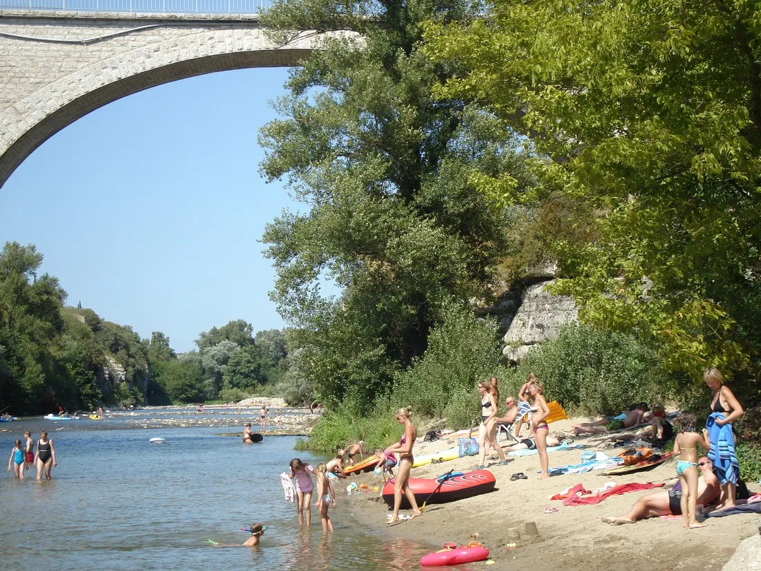 du-pont-pradons-ardeche-v1o1w