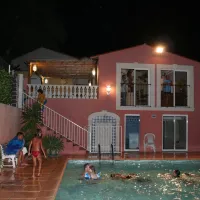 Les Acacias