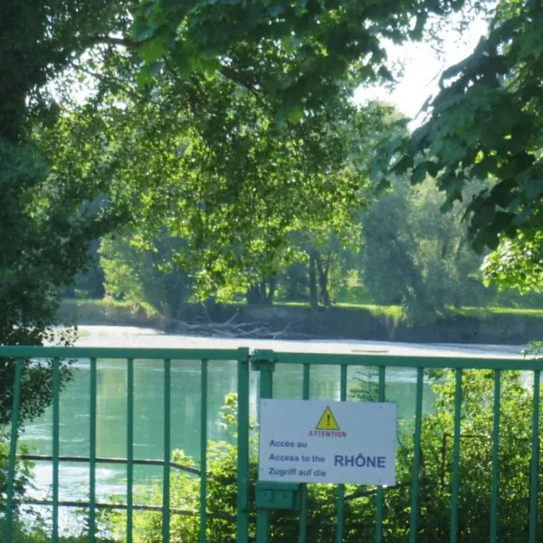 camping-domaine-beausejour-la-balme-les-grottes-48msj