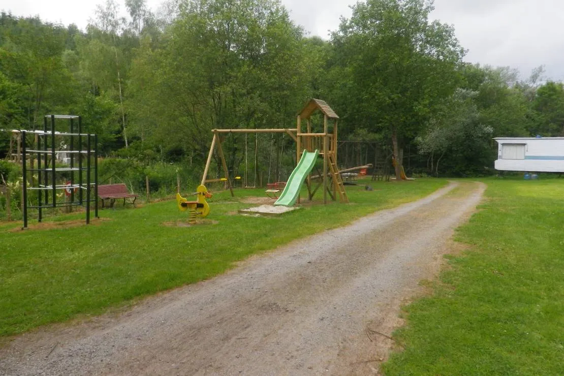 camping-val-de-poix-saint-hubert-lanwf