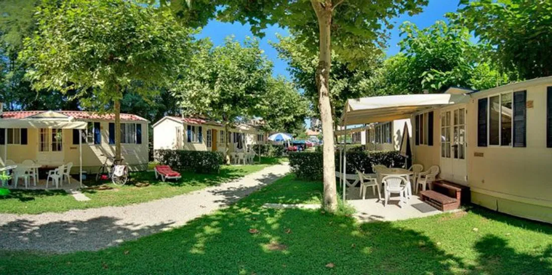 italia-lido-castelletto-sopra-ticino-hxqvx