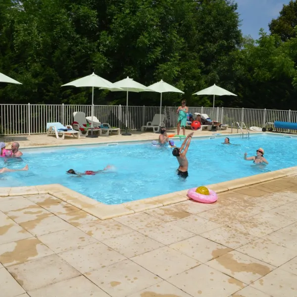 les-jardins-de-labbaye-le-buisson-de-cadouin-dordogne-2a7z5