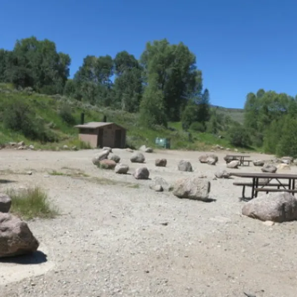 elliot-creek-campground-silverthorne-ux5fz