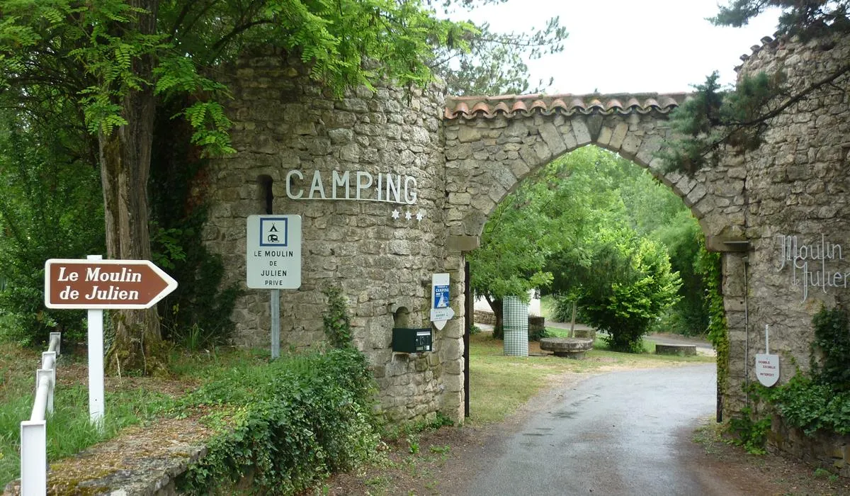 moulin-de-julien-cordes-sur-ciel-tarn-hhndy