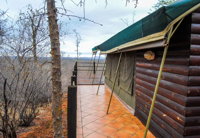 baobab-tented-lodge-tolwe-zbzgf