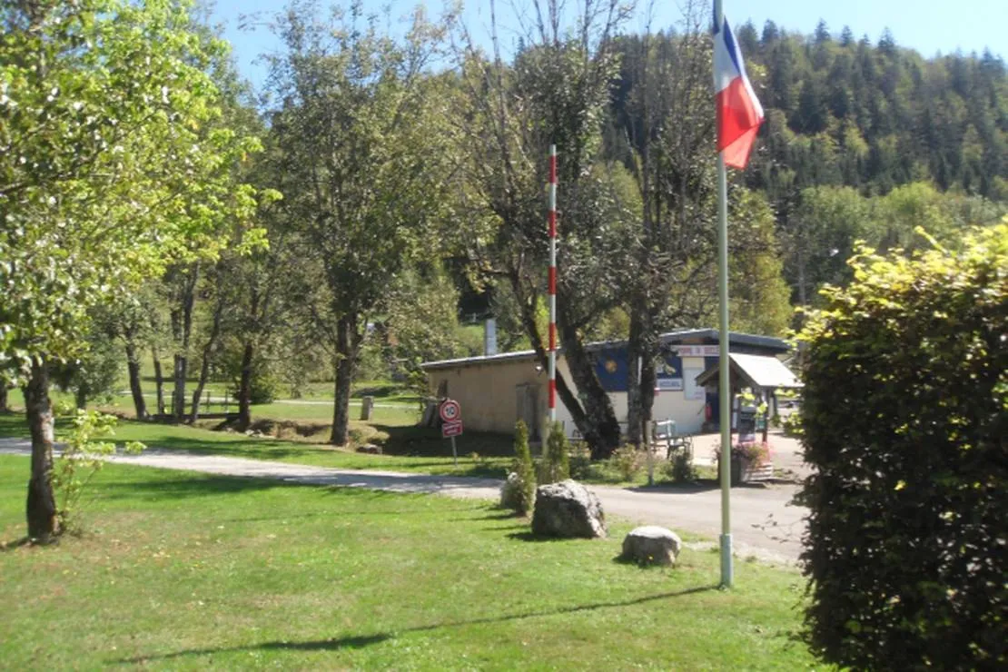 camping-de-la-bucle-morbier-kp4to
