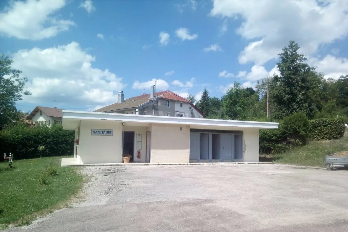 camping-de-la-bucle-morbier-lu31r