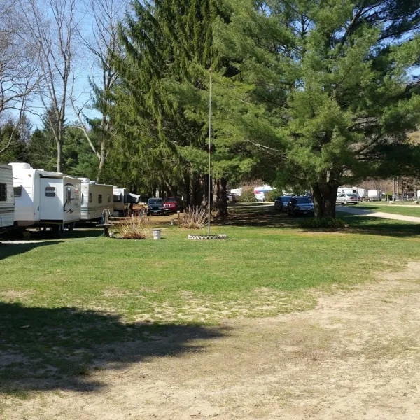 nickerson-park-campground-chaplin-tfoji