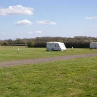 godwin39s-caravan-and-camping-site-bicester-yri2n