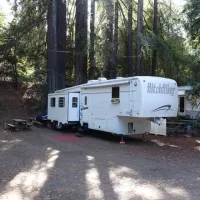 mirabel-trailer-park-campground-forestville-vuyo5