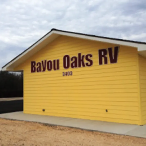 bayou-marino-rv-park-westlake-iwioy