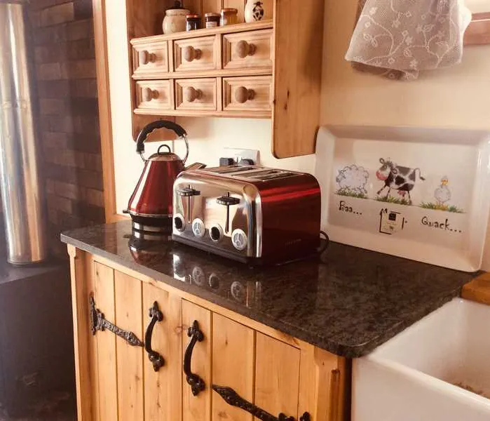 peak-glamping-hideaway-buxton-ennab