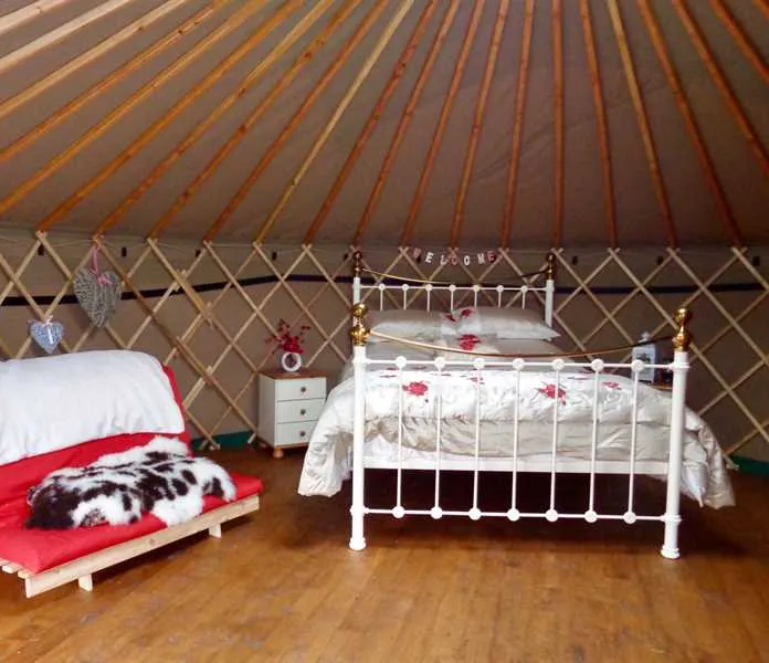 peak-glamping-hideaway-buxton-f5y6j