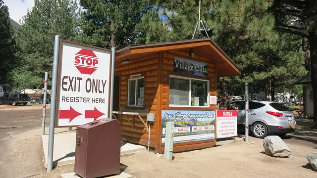 annetts-mono-village-bridgeport-o276y