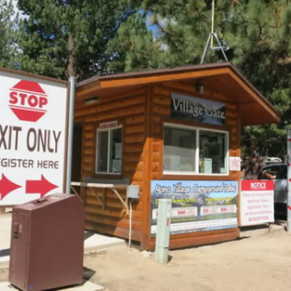 annetts-mono-village-bridgeport-o276y