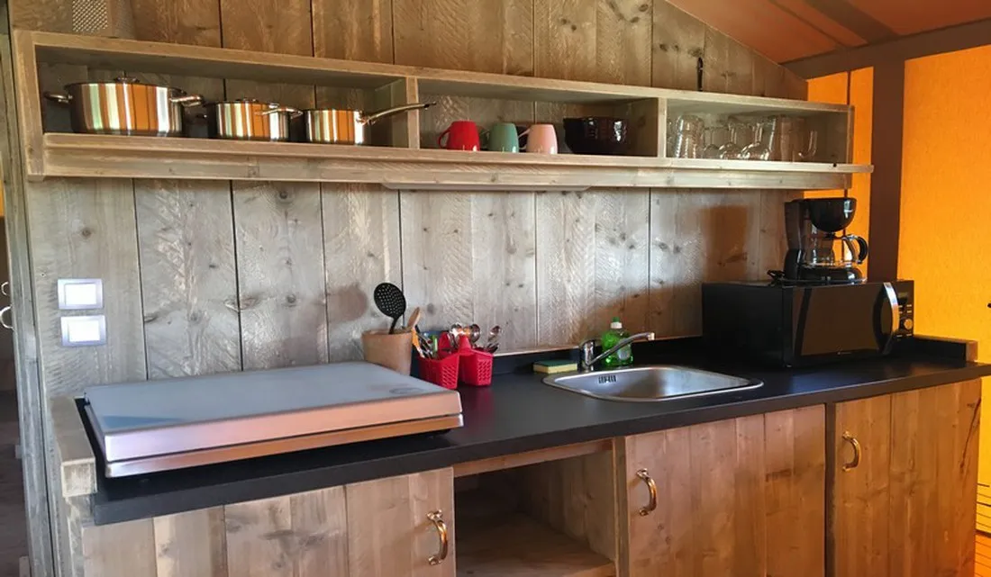 glamping-sainte-suzanne-sainte-suzanne-rxwdy