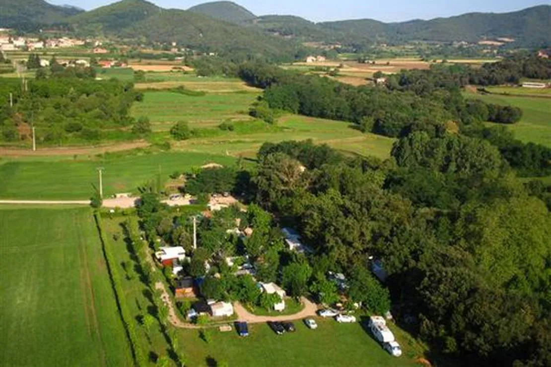 camping-masia-can-patxet-santa-pau-plxfs