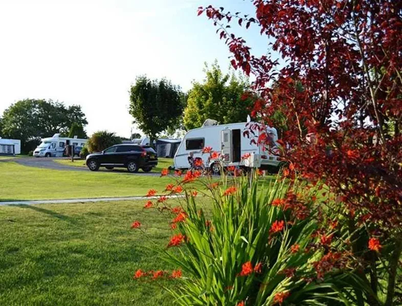 wern-farm-caravan-park-tyn-y-groes-2oavs
