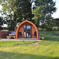 wern-farm-caravan-park-tyn-y-groes-8bpuk
