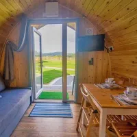 wern-farm-caravan-park-tyn-y-groes-ikz12