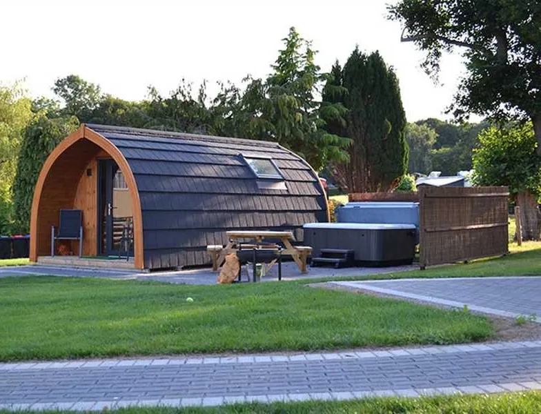 wern-farm-caravan-park-tyn-y-groes-own8s
