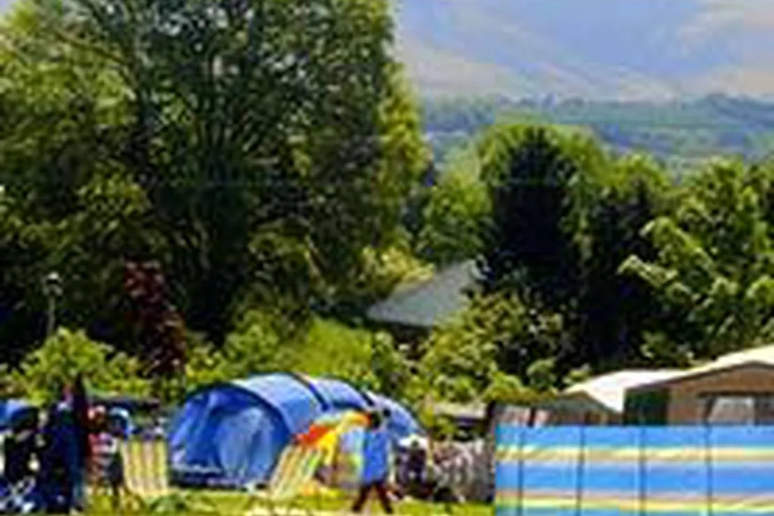 bishops-meadow-carav-park-brecon-3yqn9