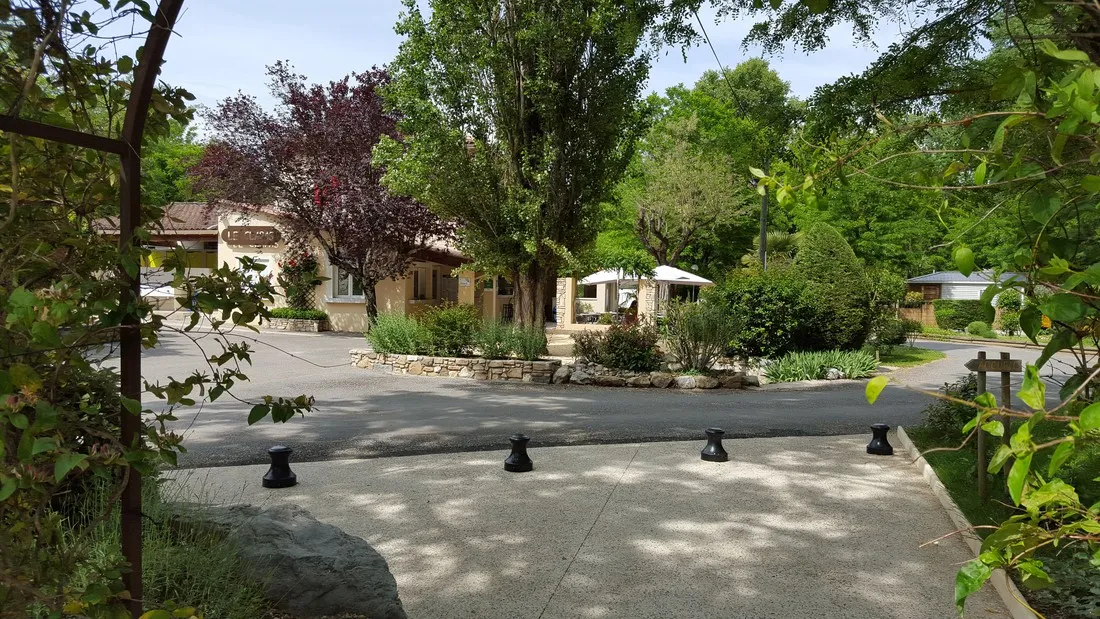 le-clapas-salavas-ardeche-kzbki