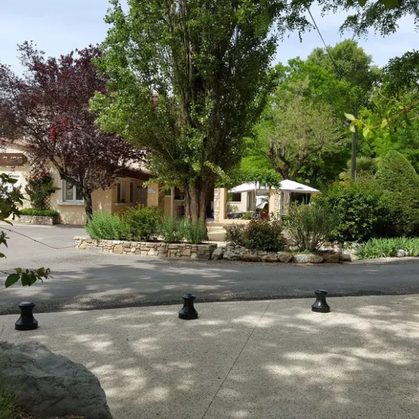 le-clapas-salavas-ardeche-kzbki