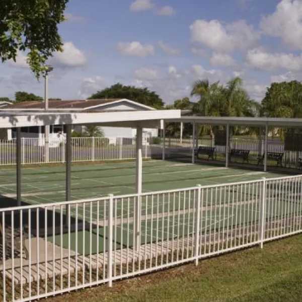 goldcoaster-rv-resort-homestead-y8kly