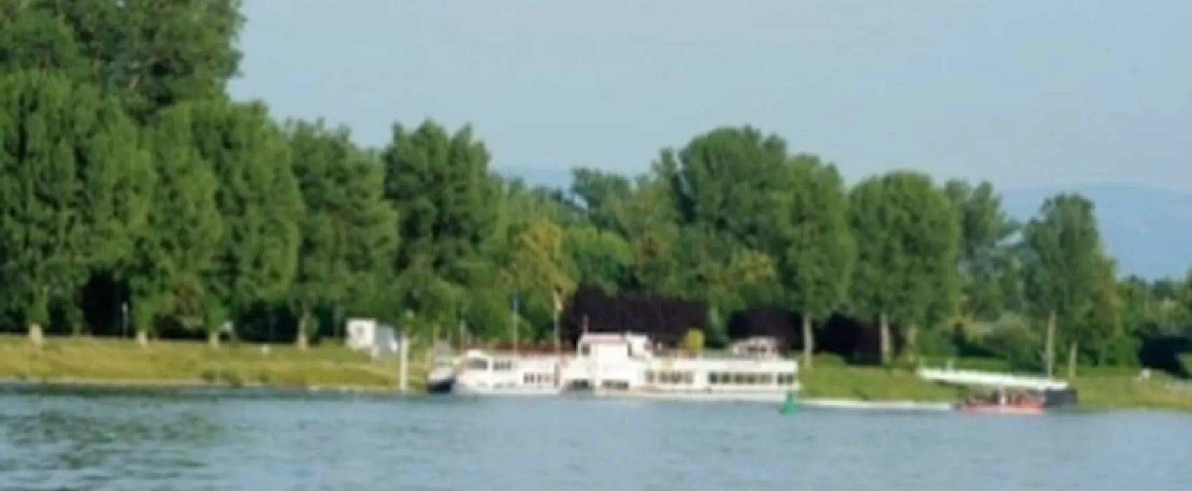 Camping De L'ile Du Rhin