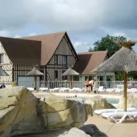 loreacutee-de-deauville-deauville-calvados-lcuem