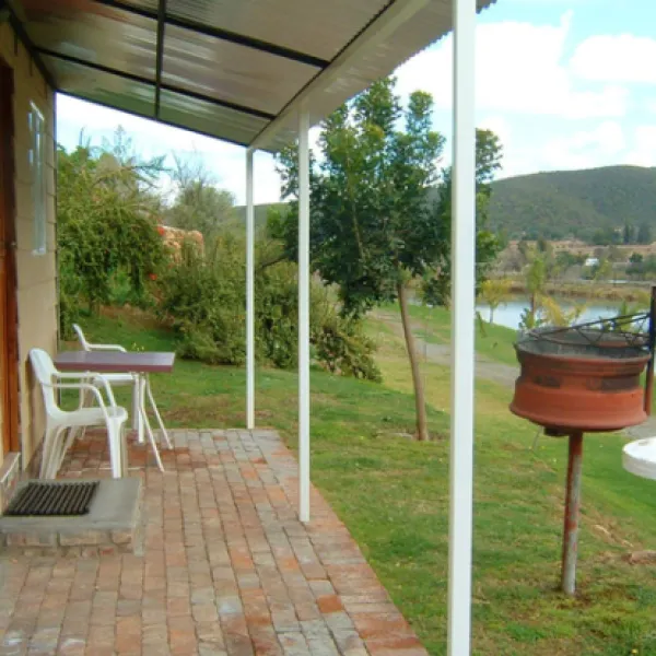 oppi-dam-schoemanshoek-oudtshoorn-6t8f8