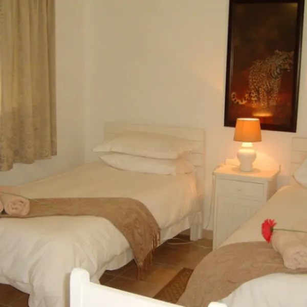 oppi-dam-schoemanshoek-oudtshoorn-fbxnh