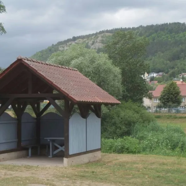 wohnmobilstellplatz-an-der-werrabrucke-treffurt-dx5ti