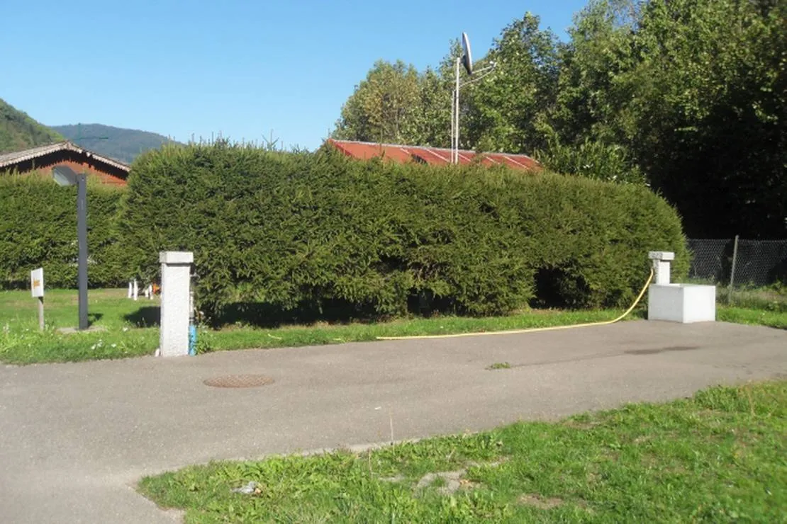 camping-municipal-benelux-bale-urbes-j6xef