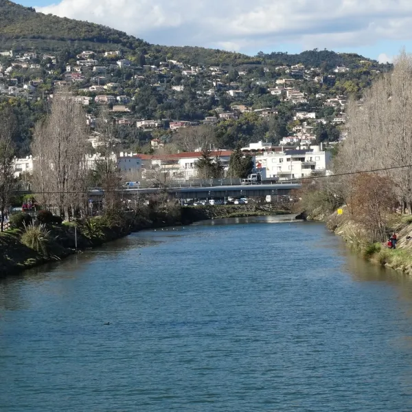 les-pruniers-mandelieu-la-napoule-bij-cannes-oirwu