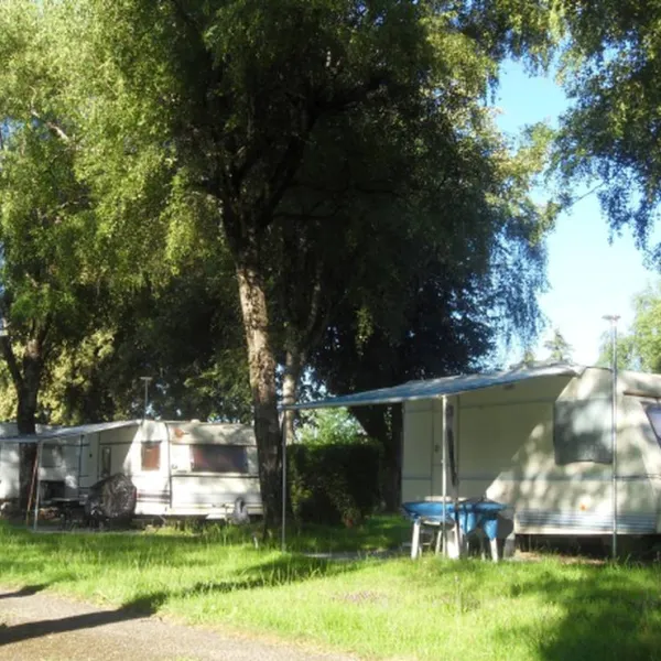 camping-intercommual-le-patis-les-aynans-uqurt