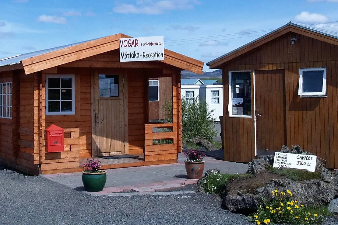 vogar-travel-service-myvatn-8svpl