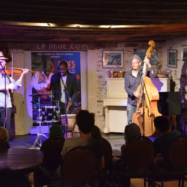 la-rhue-jumilhac-le-grand-dordogne-bunwm