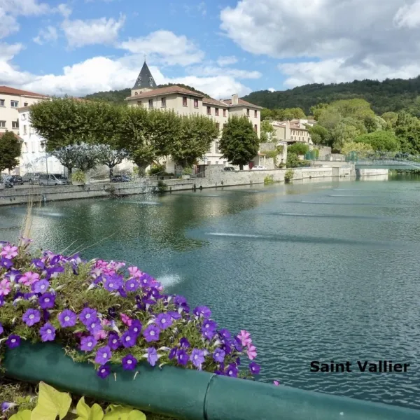 municipal-les-iles-de-silon-st-vallier-drome-fz6i0