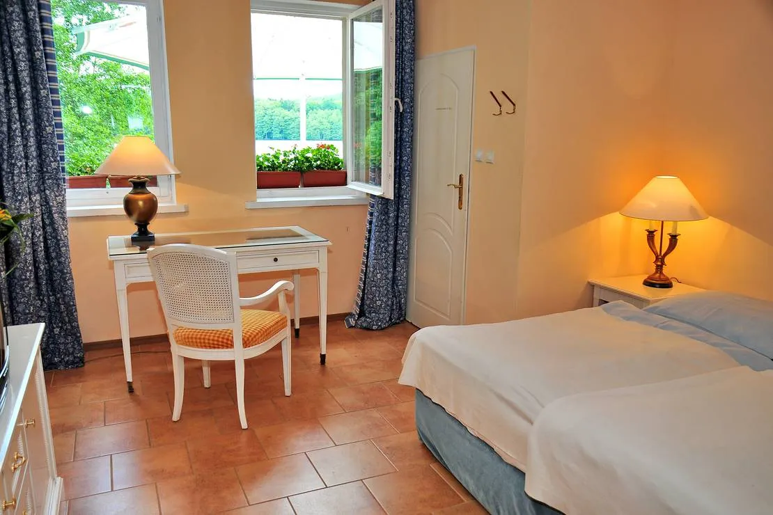 camping-schloss-podewils-kragpolanow-7e8oe