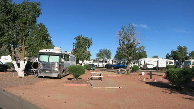 deserts-edge-rv-the-purple-park-phoenix-5ohr9