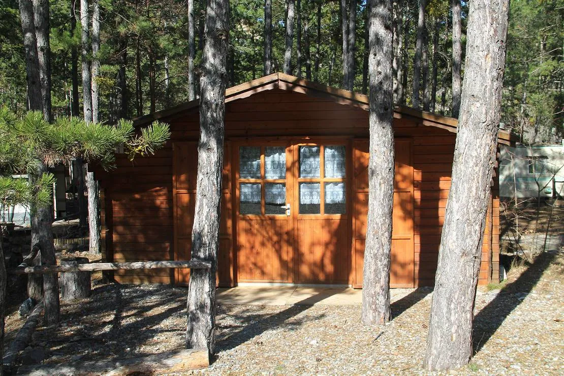 camping-les-3-lacs-rochebrune-ixuea