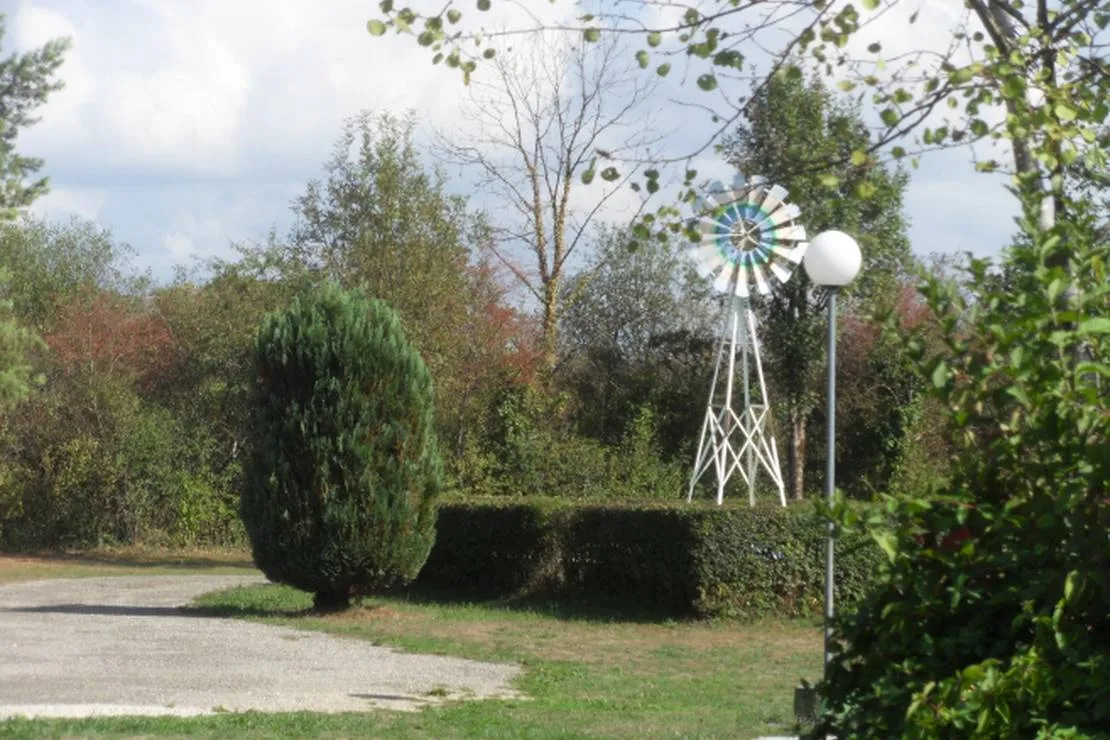 camping-club-du-soleil-de-dole-belmont-j8mri
