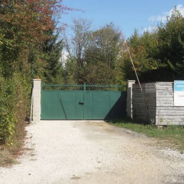 camping-club-du-soleil-de-dole-belmont-qfqp4