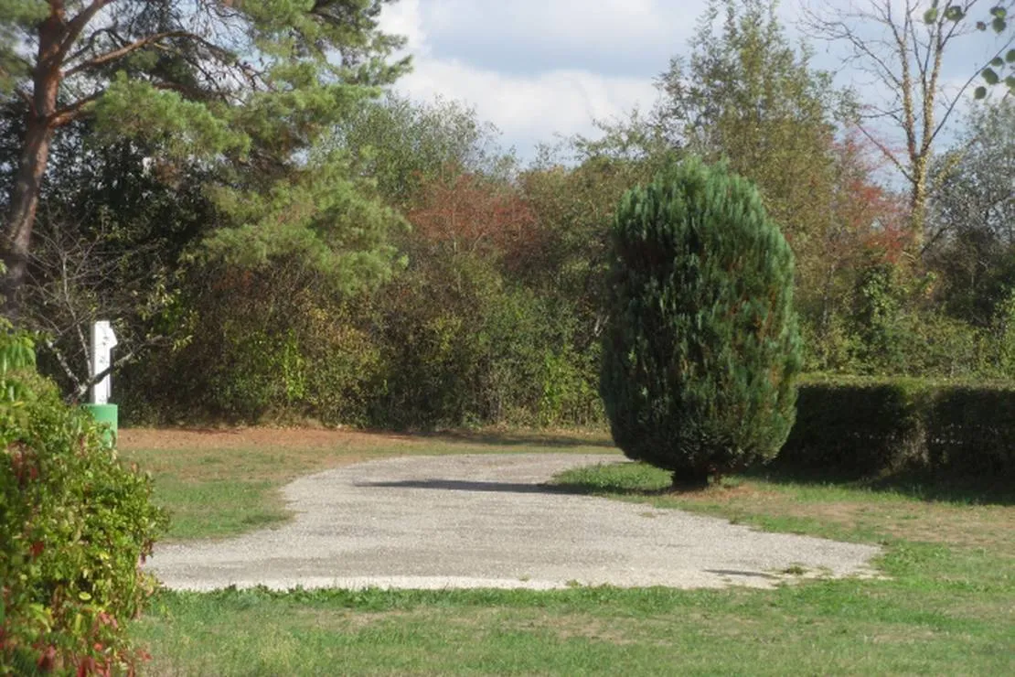 camping-club-du-soleil-de-dole-belmont-zdfyx