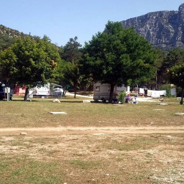 camping-de-carajuan-rougon-ftetz